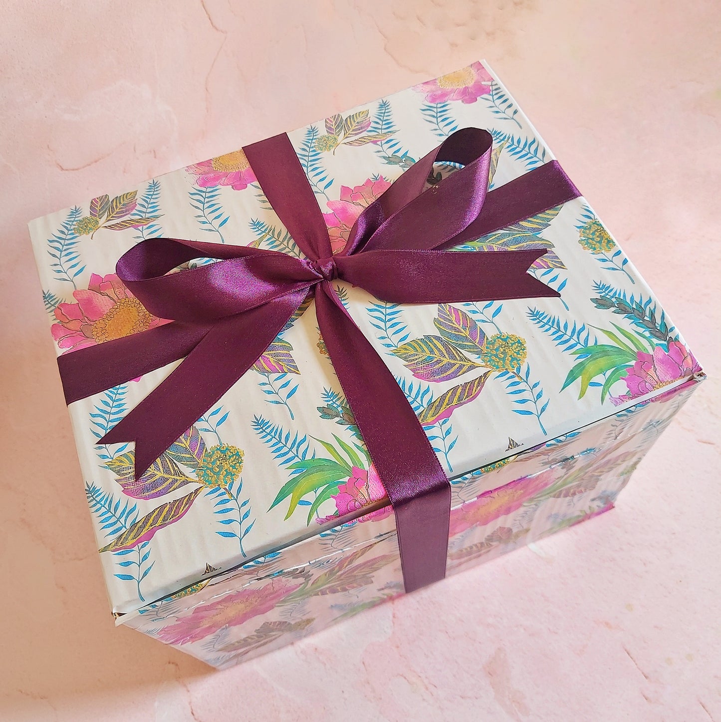Tropical Purple Ribbon Gift Box
