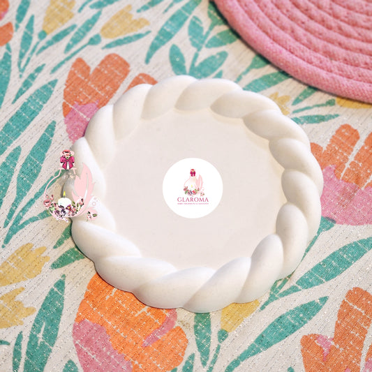 Twisted Round Jesmonite Tray