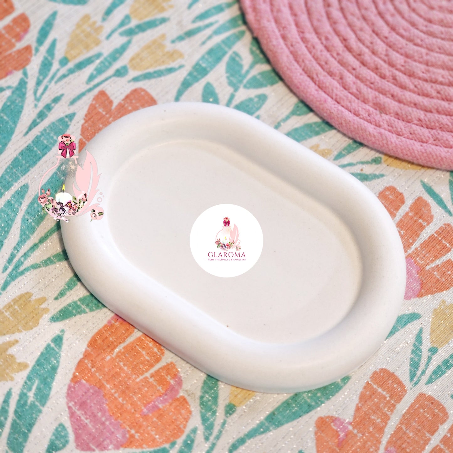 Oval Comic Icon Tray