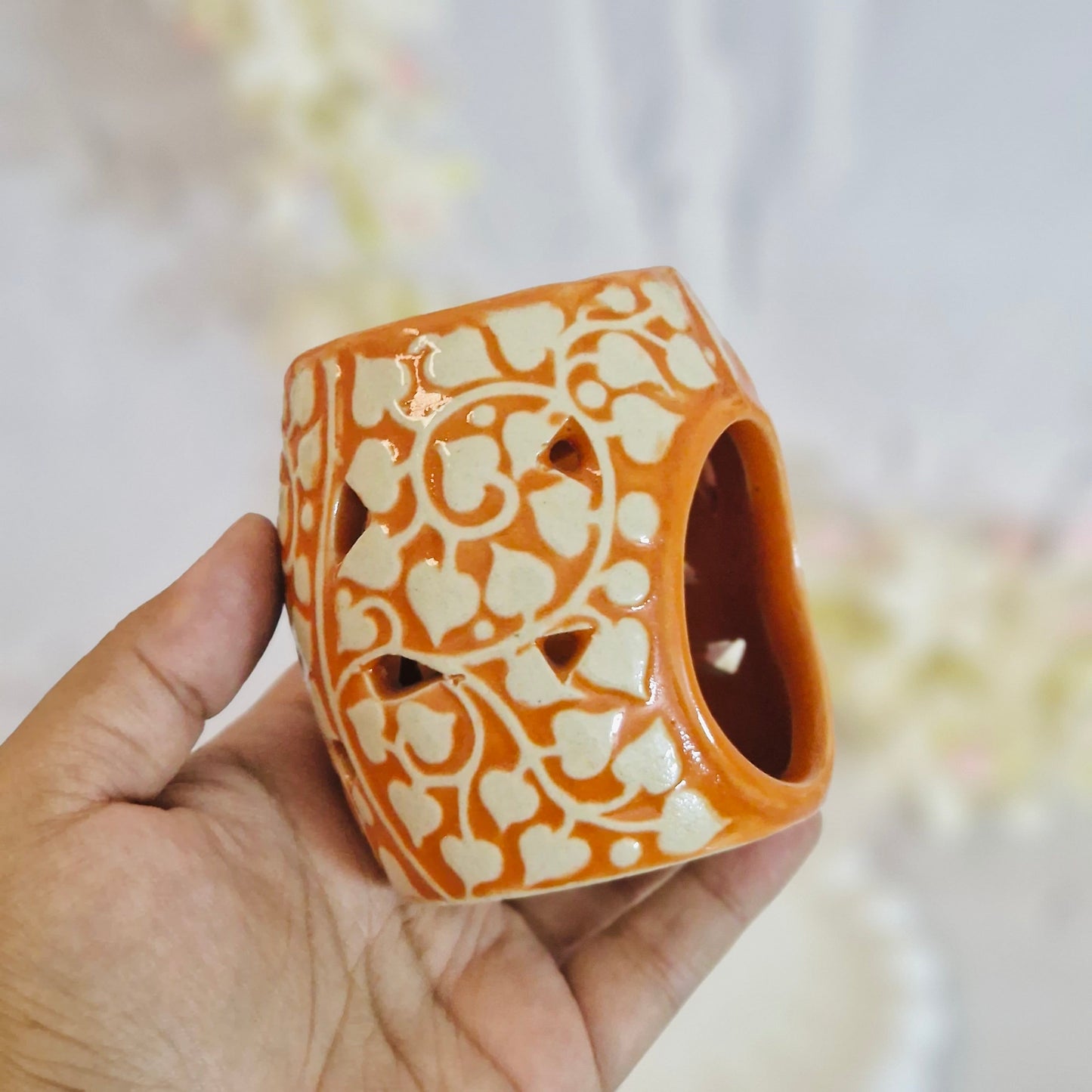Carved Motif Ceramic Oil Burner