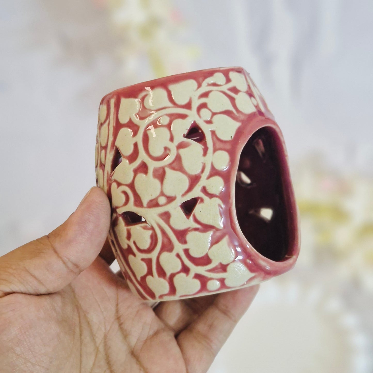 Carved Motif Ceramic Oil Burner
